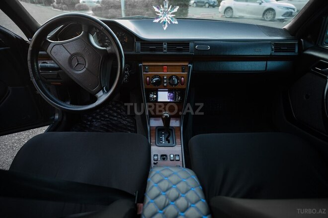 Mercedes E 200 1994, 355,000 km - 2.0 l - Bakı