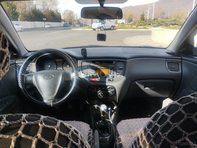 Kia Rio 2009, 202,000 km - 1.4 l - Qəbələ