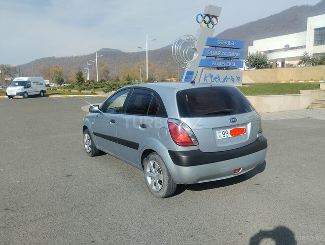 Kia Rio 2009, 202,000 km - 1.4 l - Qəbələ