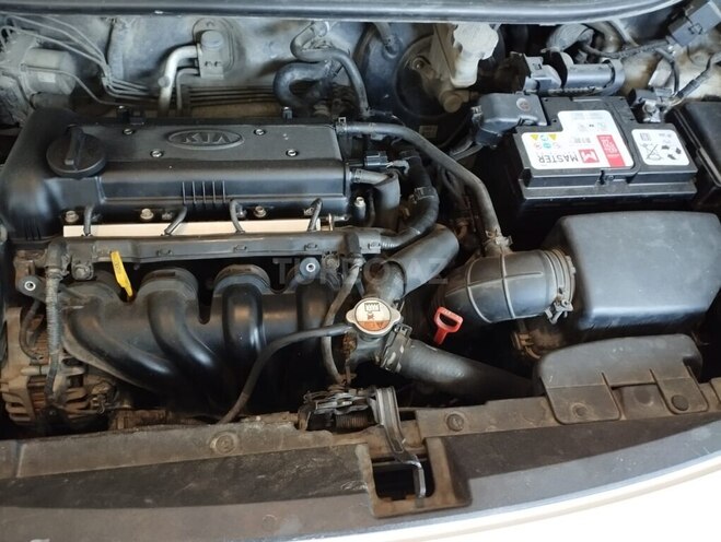 Kia Rio 2013, 258,863 km - 1.4 л - Bakı