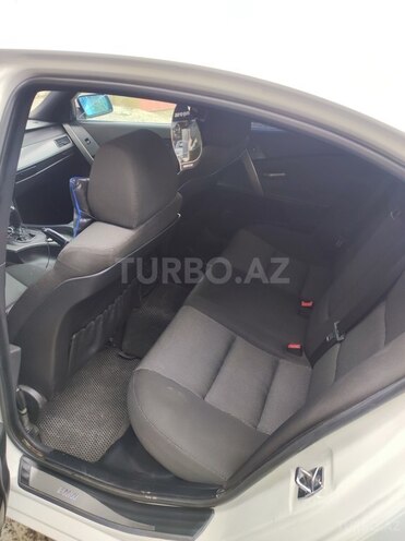 BMW 525 2005, 335,000 km - 2.5 l - Bakı