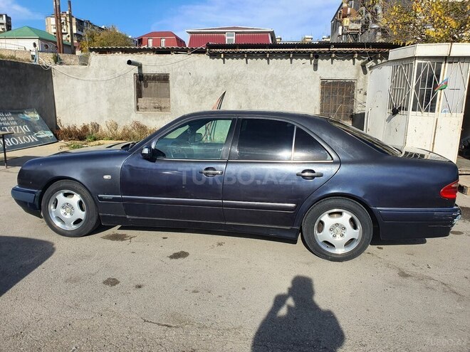 Mercedes E 230 1996, 450,000 km - 2.3 l - Bakı
