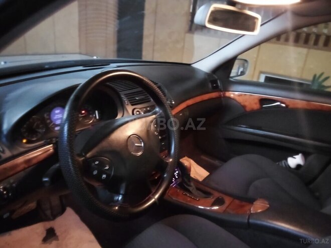 Mercedes E 240 2003, 261,000 km - 2.4 l - Şəmkir