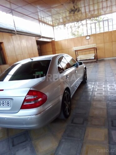 Mercedes E 240 2003, 261,000 km - 2.4 l - Şəmkir