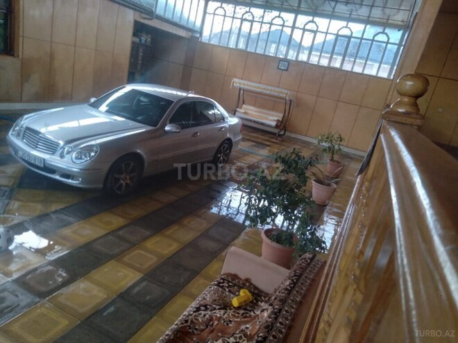 Mercedes E 240 2003, 261,000 km - 2.4 l - Şəmkir