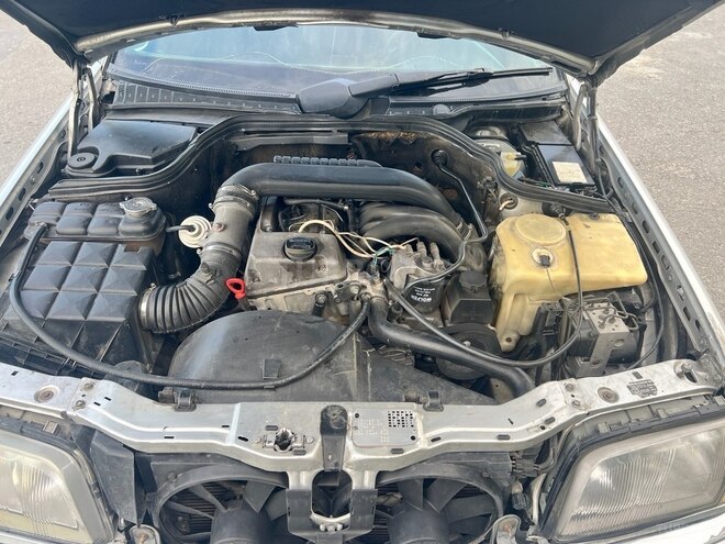 Mercedes C 220 1997, 524,000 km - 2.2 l - Bakı