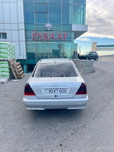 Mercedes C 220 1997, 524,000 km - 2.2 l - Bakı