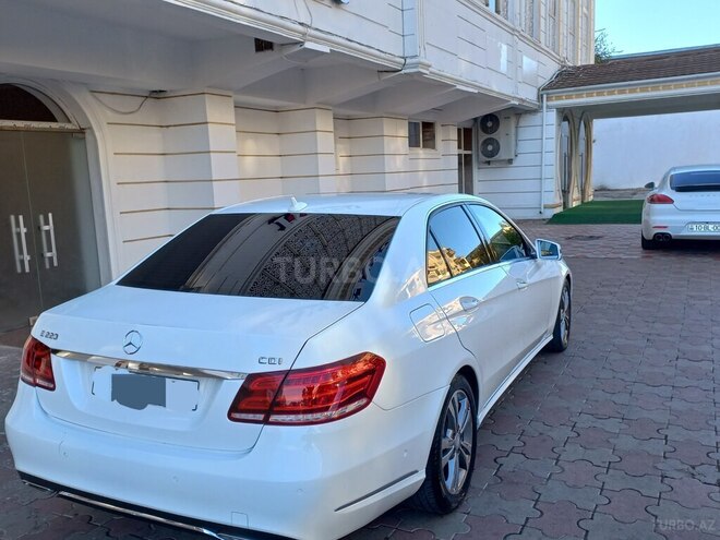 Mercedes E 220 2014, 173,000 km - 2.2 l - Bakı