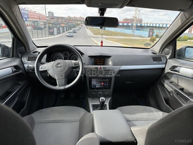 Opel Astra 2005, 249,000 km - 1.4 l - Bakı