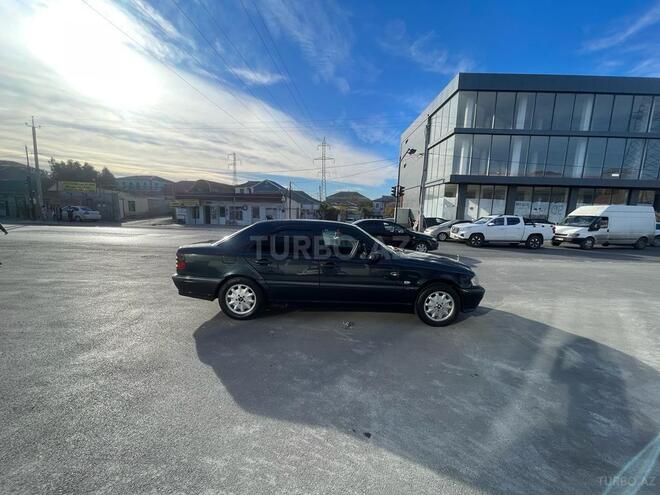 Mercedes C 220 1999, 424,000 km - 2.2 l - Bakı