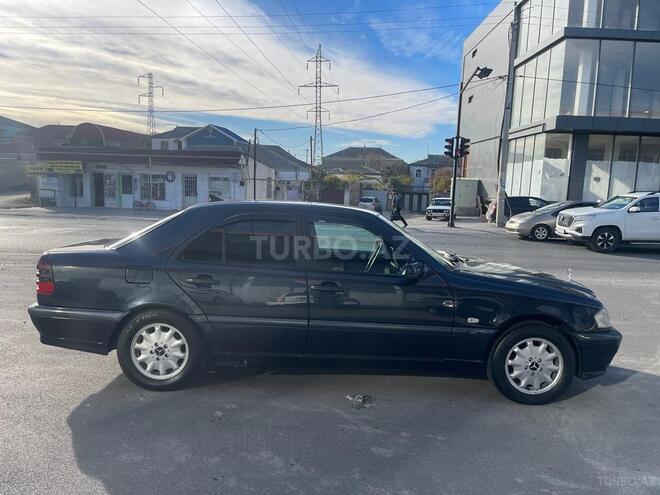 Mercedes C 220 1999, 424,000 km - 2.2 l - Bakı