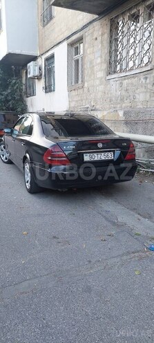 Mercedes E 220 2006, 283,577 km - 2.2 l - Bakı