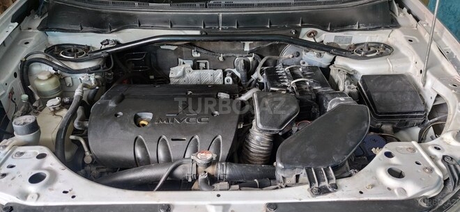 Mitsubishi Outlander 2007, 201,000 km - 2.4 л - Gəncə