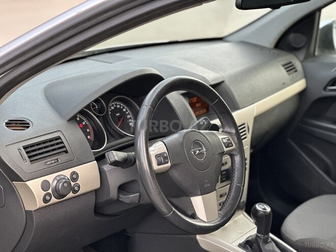 Opel Astra 2008, 245,000 km - 1.4 л - Bakı