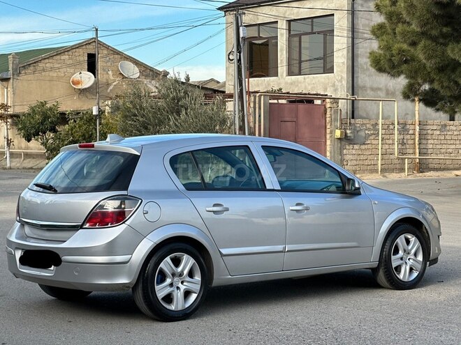 Opel Astra 2008, 245,000 km - 1.4 л - Bakı