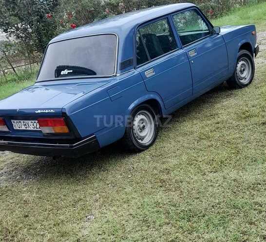 LADA (VAZ) 2107 2007, 70,000 km - 1.6 l - Astara