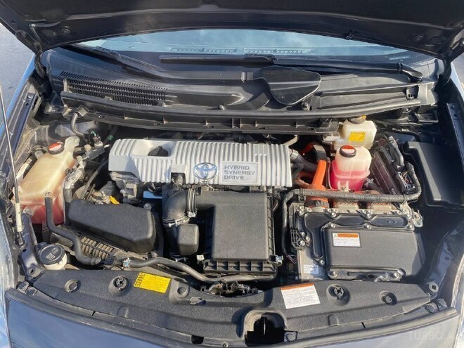 Toyota Prius 2014, 215,324 km - 1.8 l - Bakı