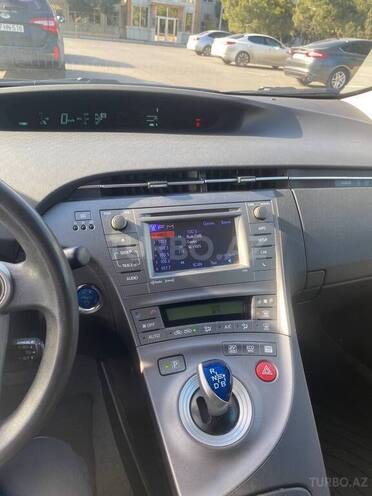 Toyota Prius 2014, 215,324 km - 1.8 l - Bakı