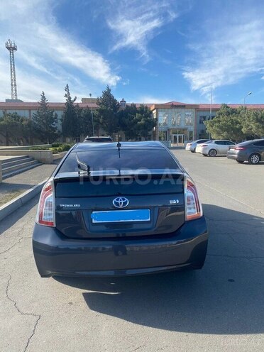 Toyota Prius 2014, 215,324 km - 1.8 l - Bakı