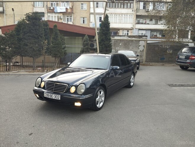 Mercedes E 220 2000, 276,122 km - 2.2 l - Bakı