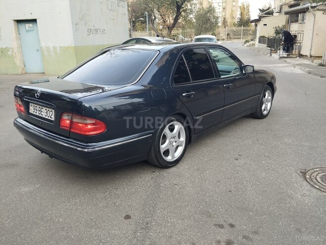 Mercedes E 220 2000, 276,122 km - 2.2 l - Bakı