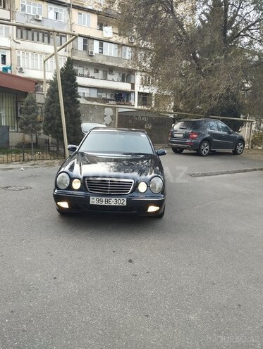 Mercedes E 220 2000, 276,122 km - 2.2 l - Bakı