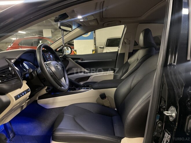 Toyota Camry 2023, 17,000 km - 2.5 л - Bakı