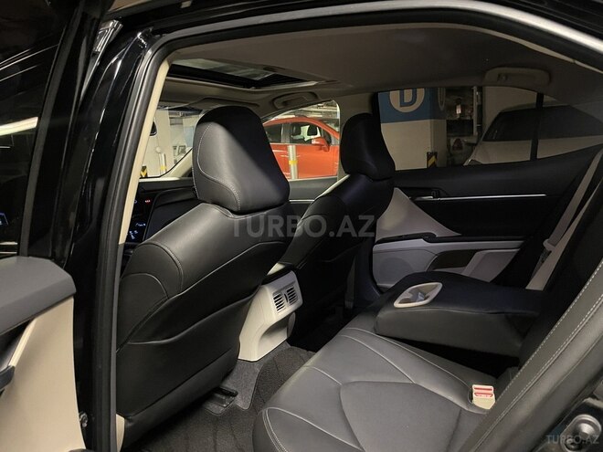 Toyota Camry 2023, 17,000 km - 2.5 л - Bakı