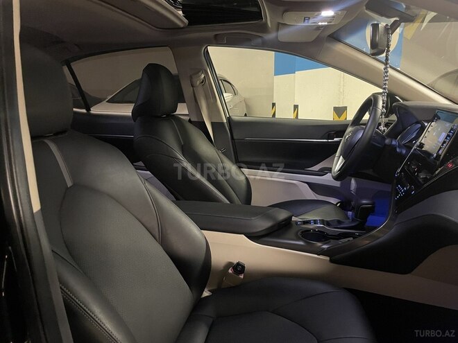 Toyota Camry 2023, 17,000 km - 2.5 л - Bakı