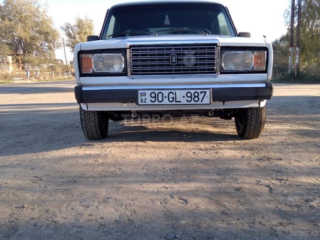 LADA (VAZ) 2107 2005, 96,000 km - 1.6 l - Salyan