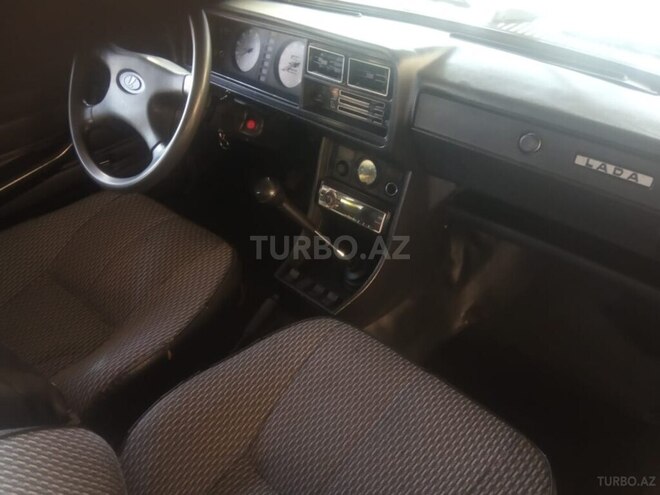 LADA (VAZ) 2107 2005, 96,000 km - 1.6 l - Salyan