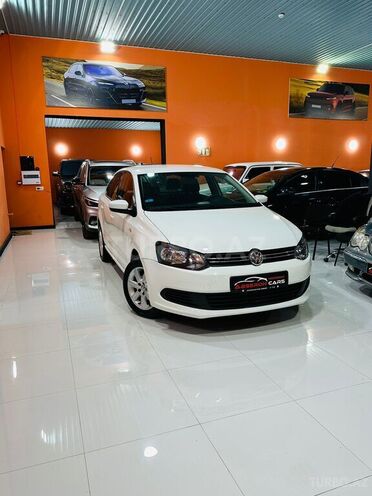 Volkswagen Polo 2015, 104,271 km - 1.6 l - Xırdalan