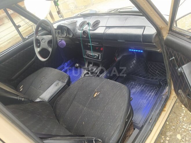 LADA (VAZ) 2106 1986, 111,300 km - 1.5 l - Yevlax