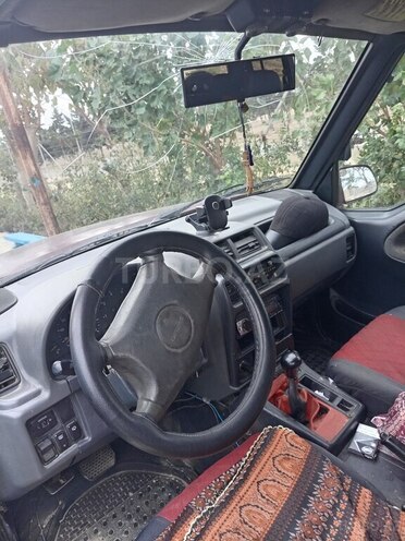 Suzuki Vitara 1995, 284,422 km - 2.0 l - Bakı