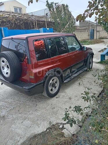 Suzuki Vitara 1995, 284,422 km - 2.0 l - Bakı