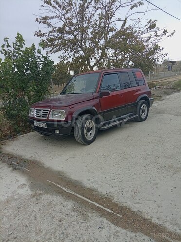 Suzuki Vitara 1995, 284,422 km - 2.0 l - Bakı