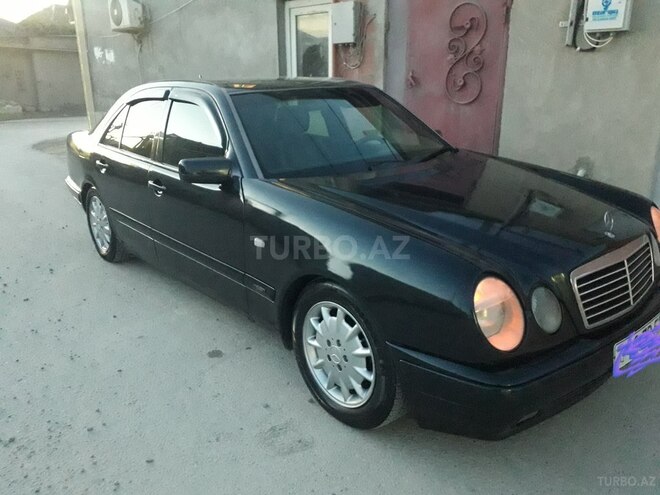 Mercedes E 230 1997, 390,000 km - 2.3 l - Sumqayıt