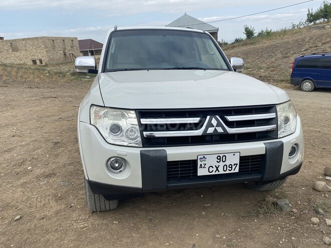 Mitsubishi Pajero 2008, 200,000 km - 3.0 l - Gəncə