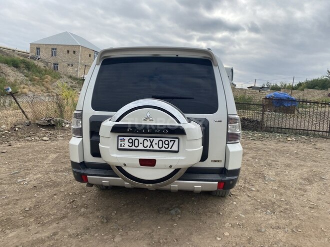 Mitsubishi Pajero 2008, 200,000 km - 3.0 l - Gəncə