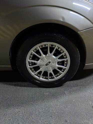 Ford Focus 2004, 195,000 km - 2.0 л - Bakı