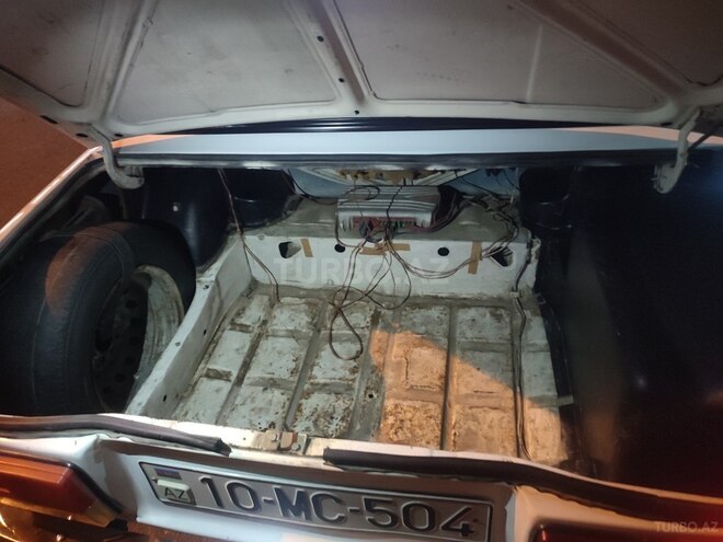 LADA (VAZ) 2107 2003, 30,000 km - 1.6 l - Yevlax