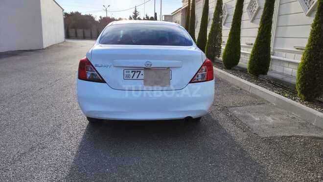 Nissan Sunny 2014, 137,400 km - 1.5 л - Bakı