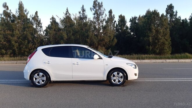 Hyundai i30 2010, 146,000 km - 1.4 l - Ağdaş