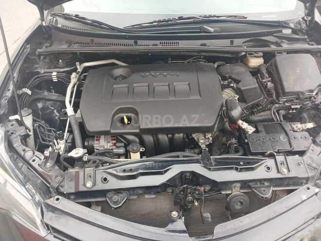 Toyota Corolla 2018, 50,000 km - 1.8 l - Bakı