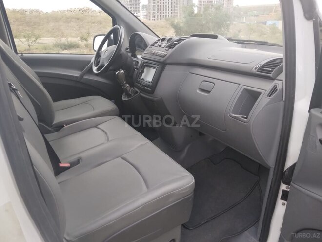 Mercedes Vito 115 2010, 215,000 km - 2.2 л - Bakı