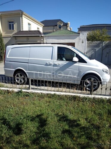 Mercedes Vito 115 2010, 215,000 km - 2.2 л - Bakı