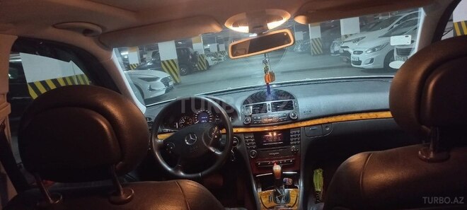 Mercedes E 240 2003, 250,000 km - 2.6 l - Bakı