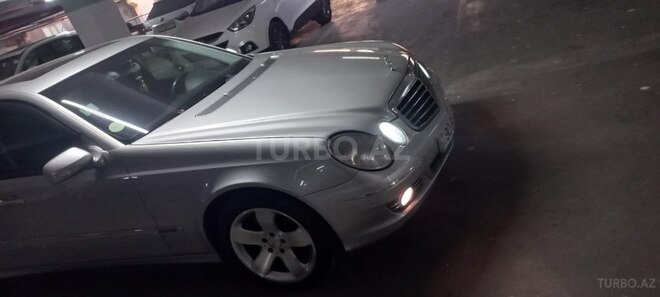 Mercedes E 240 2003, 250,000 km - 2.6 l - Bakı