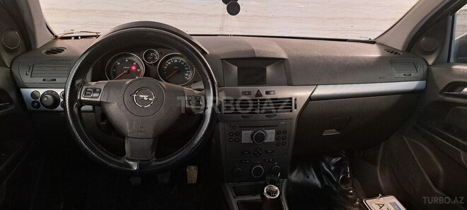 Opel Astra 2006, 352,000 km - 1.3 l - Bakı