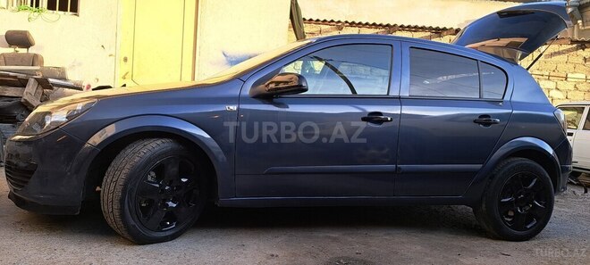 Opel Astra 2006, 352,000 km - 1.3 l - Bakı